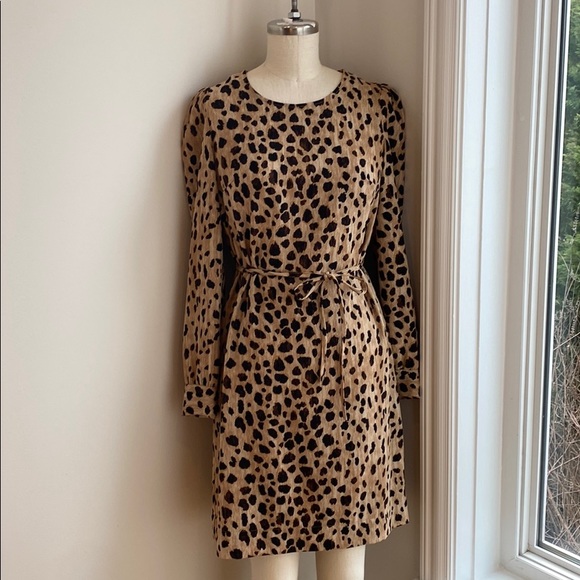 Merona Dresses & Skirts - Wild Cat printed sheath dress with tie waist